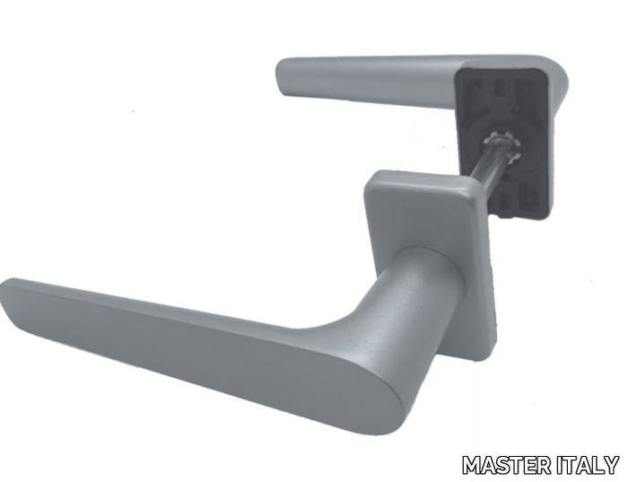 window-handle-master-italy-512464-rel59872a49.jpg