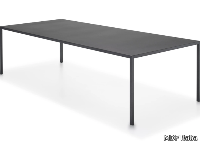 TENSE OUTDOOR - Aluminium garden table _ MDF Italia