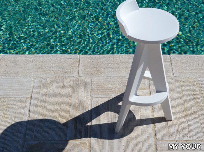 stool-myyour-italian-different-concept-320551-rel124e02c0.jpg