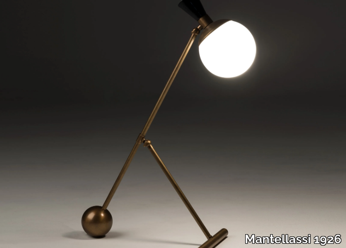 IGLOO - Brass and glass table lamp _ Mantellassi 1926