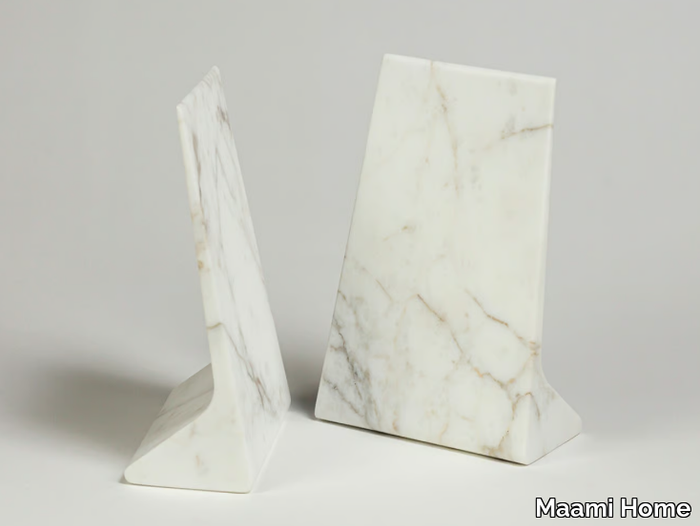 WEDGE CALACATTA - Marble bookend _ Maami Home