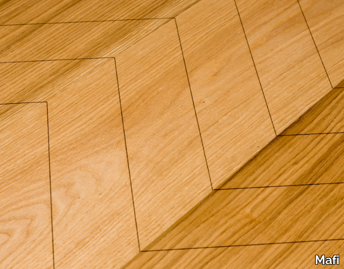 OAK CLEAR CARVING CHEVRON I - NATURAL - Oak flooring _ Mafi