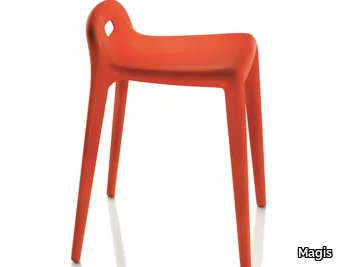 YUYU - Low polypropylene stool _ Magis