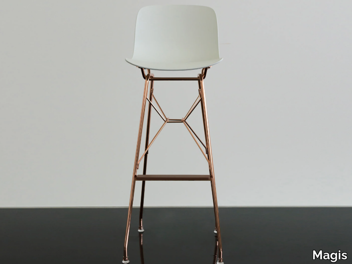 troy-high-stool-magis-358300-rel3c13e4ee.jpg