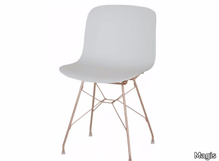 troy-polycarbonate-chair-magis-228845-rel1ab18c59.jpg