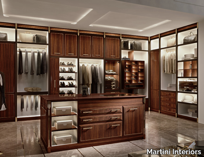 ESSENZA - Classic style corner sectional wooden walk-in wardrobe with integrated lighting _ Martini Interiors