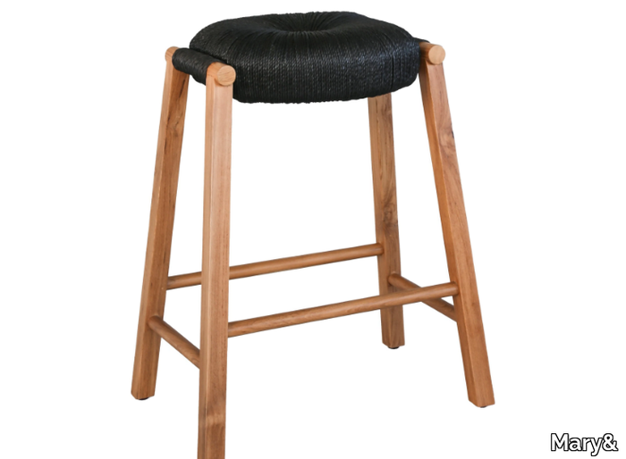 FLOAT-Stool-mary-605985-rel2fcf39dd.jpg