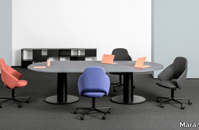 FOLLOW-MEETING-LARGE-Mara-604627-rel98d9c034.jpg