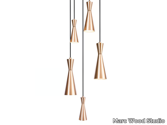 Marc-Wood-Studio_CONE-CLUSTER-5--Brass-pendant-lamp_hp5vfvqc7V.jpeg