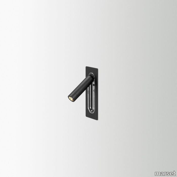 marset_lr_ledtube-mini_black-1200x1200.jpg