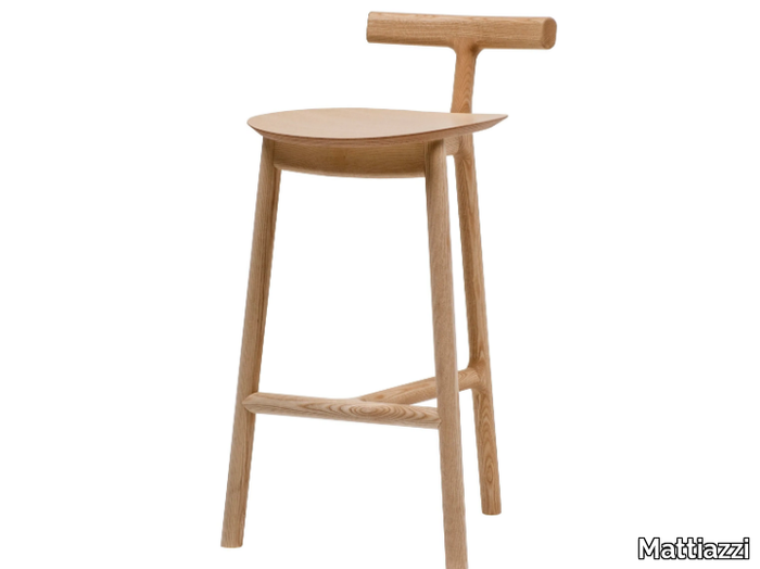 MC7 RADICE - High oak stool with back _ Mattiazzi