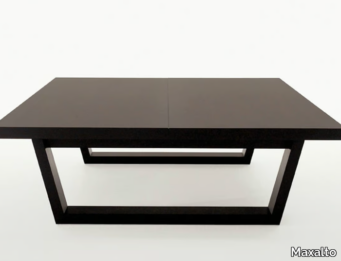 XILOS - Square solid wood coffee table _ Maxalto