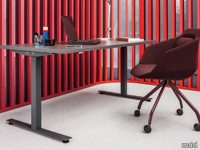 OGI-DRIVE - Height-adjustable rectangular office desk _ mdd