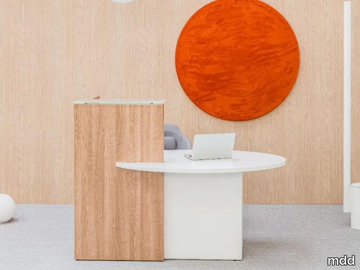 OVO - Reception desk _ mdd