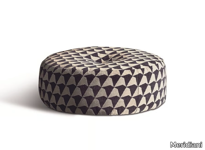 SCOTT-Pouf-Meridiani-352048-relf40ace95.jpg