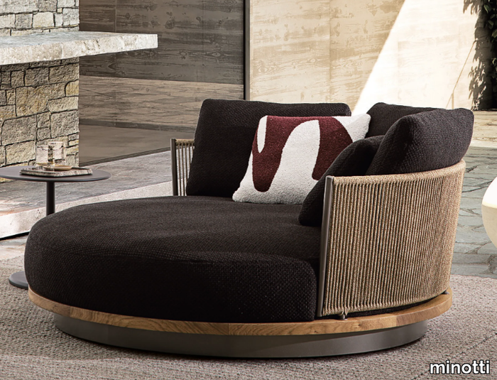 DAYLIGHT - Fabric Garden daybed _ Minotti