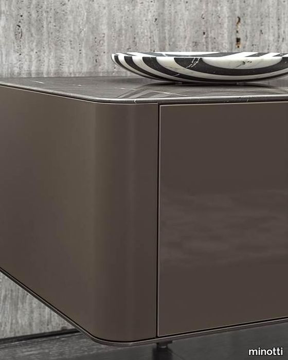 27324_n_MINOTTI_LOU_2020_04.jpg