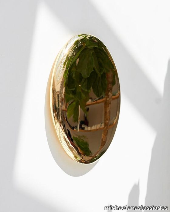 235cb6ed-f1ec-4e3b-954e-d5fee8ef1bf6_3-michaelanastassiades-beautymirror-brass.jpg