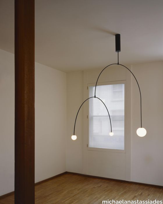 31ad9e42-17a0-45e6-aed9-6f93236bc788_5-michaelanastassiades-mobilechandelier9.jpg