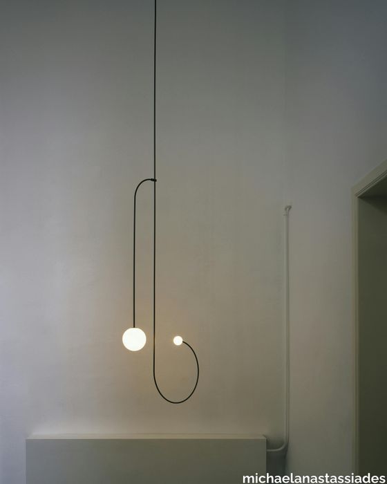 8aaf7bab-5543-4c63-a10a-79685afaa4c1_3-michaelanastassiades-mobilechandelier11.jpg