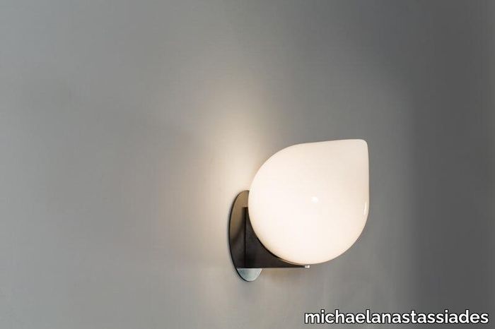 948ab6f2-5ed8-4c35-a4dc-eb61c930db21_2-michaelanastassiades-bob-wall-black.jpg