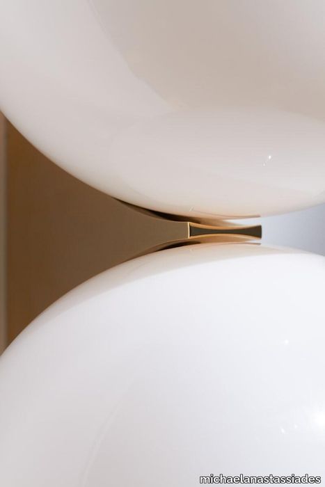 f12bccfa-3c25-4491-bf24-33d21cb3aeda_5-michaelanastassiades-brassarchitechturalcollection-DS150-brass.jpg