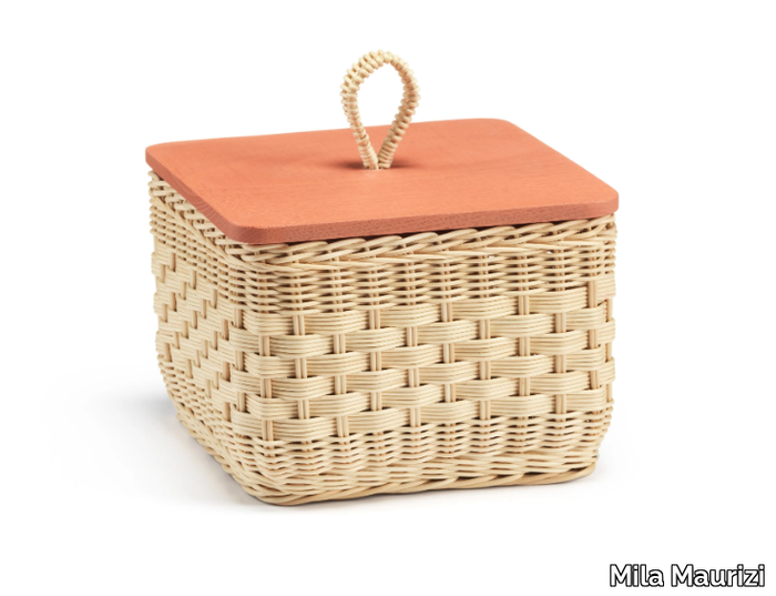 CORALIA - Square wicker container with wooden lid _ Mila Maurizi