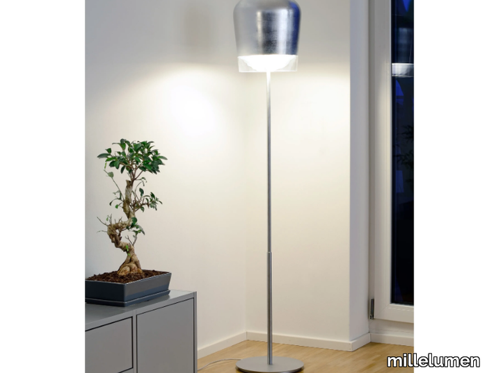 SYSS-Floor-lamp-millelumen-451398-rel86d8a561.jpg