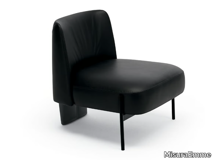 virgin-leather-easy-chair-misuraemme-415768-rel3c812c07.jpg