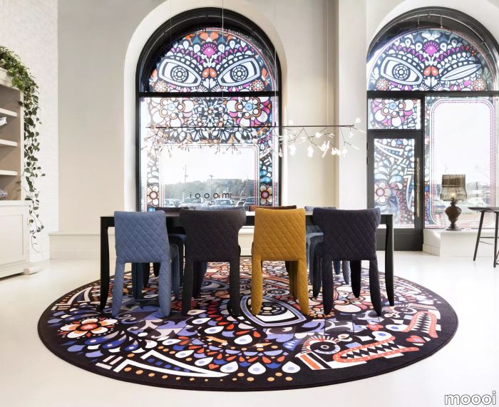 moooi-monster-table-monster-chairs.webp