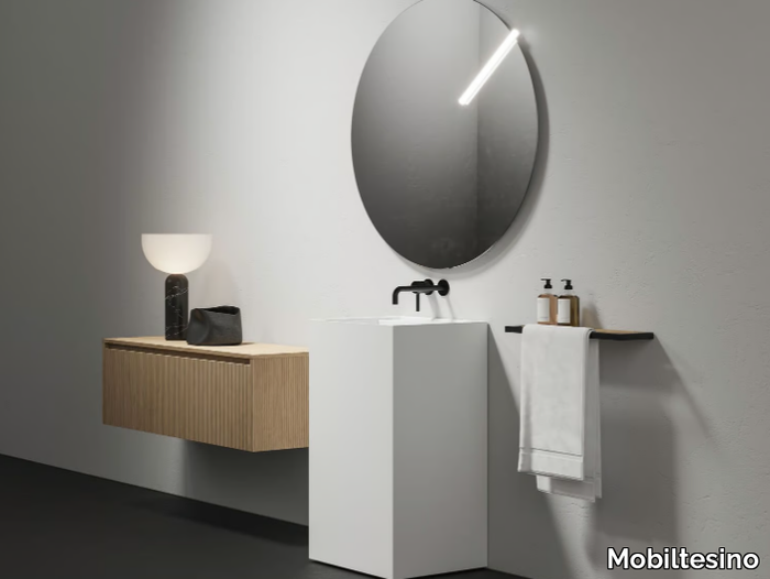 M28 - Wall-mounted oak vanity unit with cabinets with towel rail _ Mobiltesino