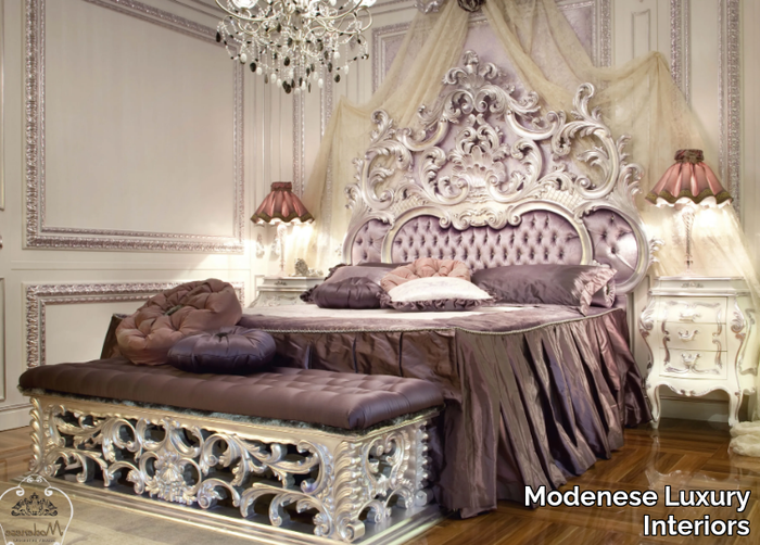 14521-Bench-Modenese-Gastone-Interiors-395034-rel7322ebef.jpg