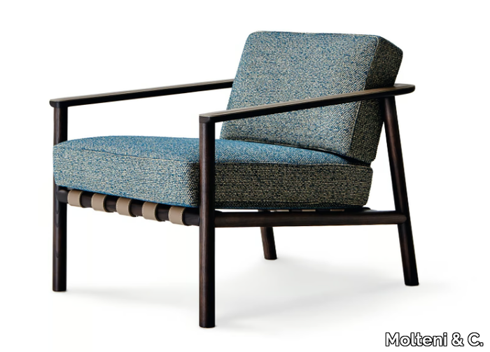 GILLIS - Armchair with armrests _ Molteni & C.