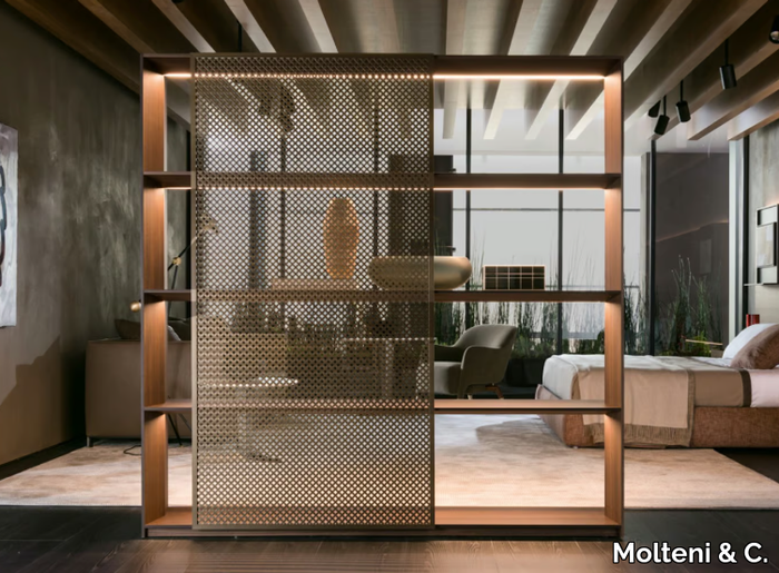 AVA - Open divider wooden bookcase with built-in lights _ Molteni & C.