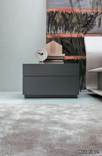 606-Bedside-table-MOLTENI-C-101641-rel79c4e74b.jpg