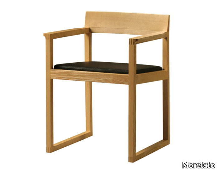 BURTON - Cherry wood chair with armrests _ Morelato