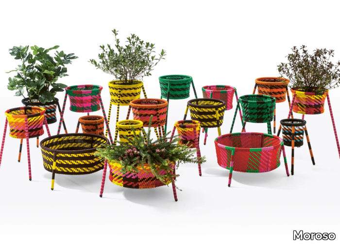 JARDIN SUSPENDU - Painted steel and polyethylene handwoven thread baskets _ Moroso