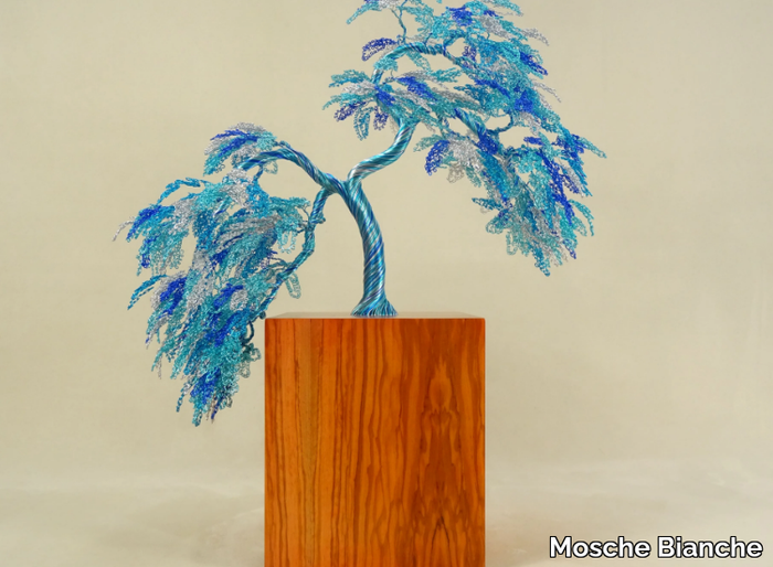 LIGHT BLUE - Aluminium and olive wood sculpture _ Mosche Bianche