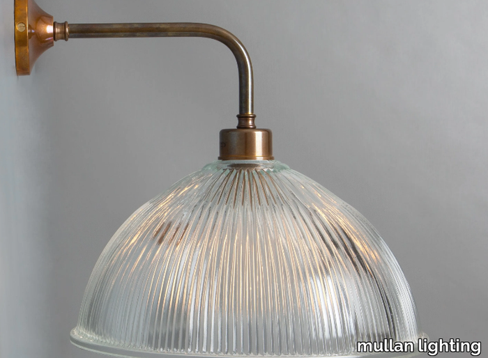 NOVA - Brass wall lamp _ mullan lighting