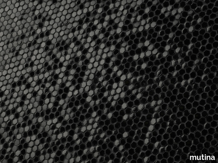 PHENOMENON-HONEYCOMB-GLOSSY-NERO-Mutina-613511-relfd3666ce.jpg