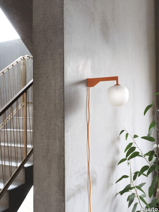 12031-en-rime-wall-lamp-orange-muuto-org.tif