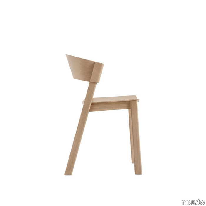 1318-en-cover-side-chair-oak-angle-2-muuto-5000x5000-hi-res.tif