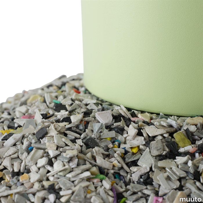 26309-en-reduce-paper-bin-light-green-recycle-detail-muuto-hi-res.tif