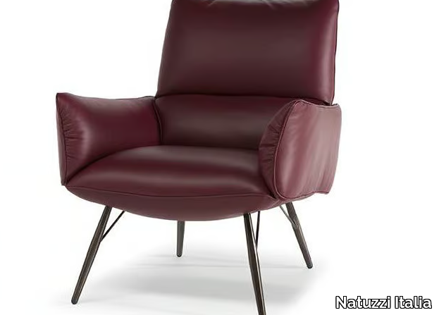 TALIA - Leather armchair with armrests _ Natuzzi Italia