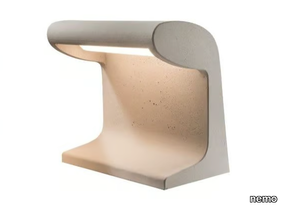 BORNE BÉTON GRANDE - LED cement floor lamp _ nemo