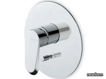 NIO - Recessed single handle shower mixer with diverter _ newform