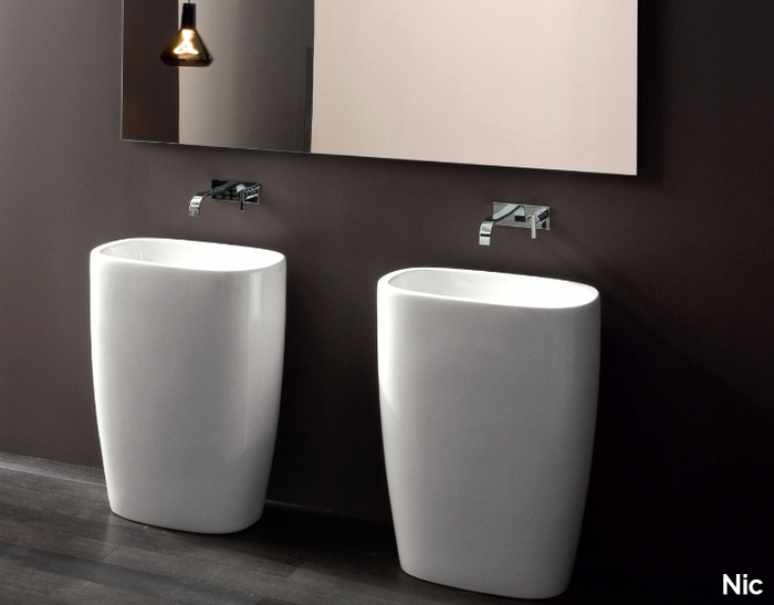 MILK - Freestanding ceramic washbasin _ Nic