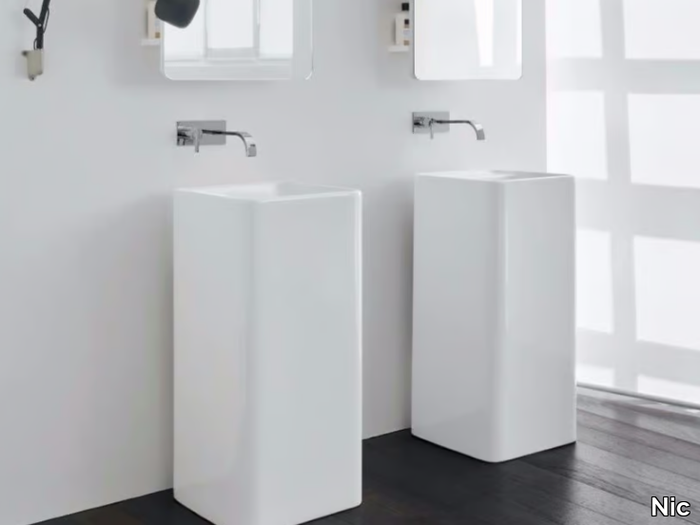 SEMPLICE - Freestanding square ceramic washbasin _ Nic