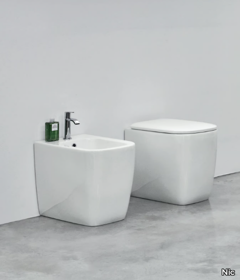 semplice-floor-mounted-bidet-nic-design-300799-relfacba000.jpg