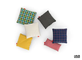 TINNY - Square kids cushion _ Nidi